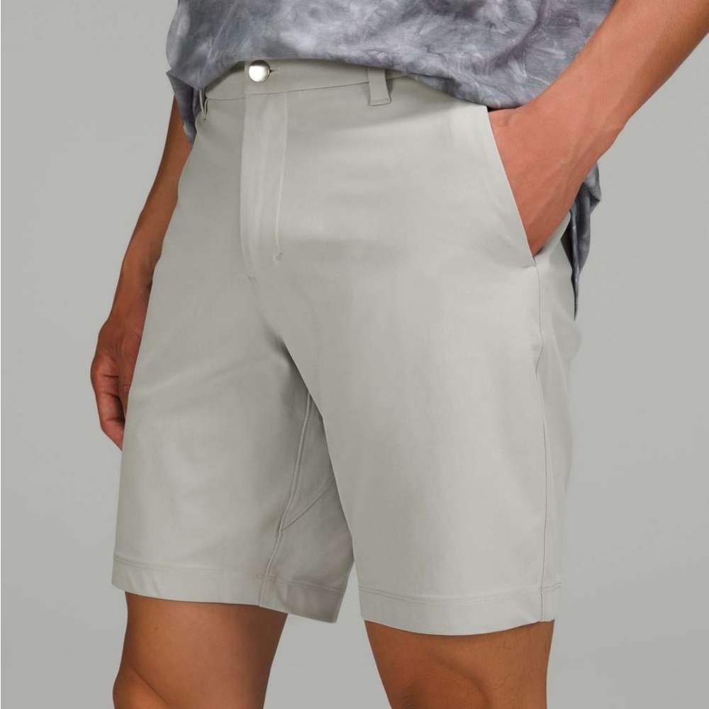 Lululemon commission classic fit shorts